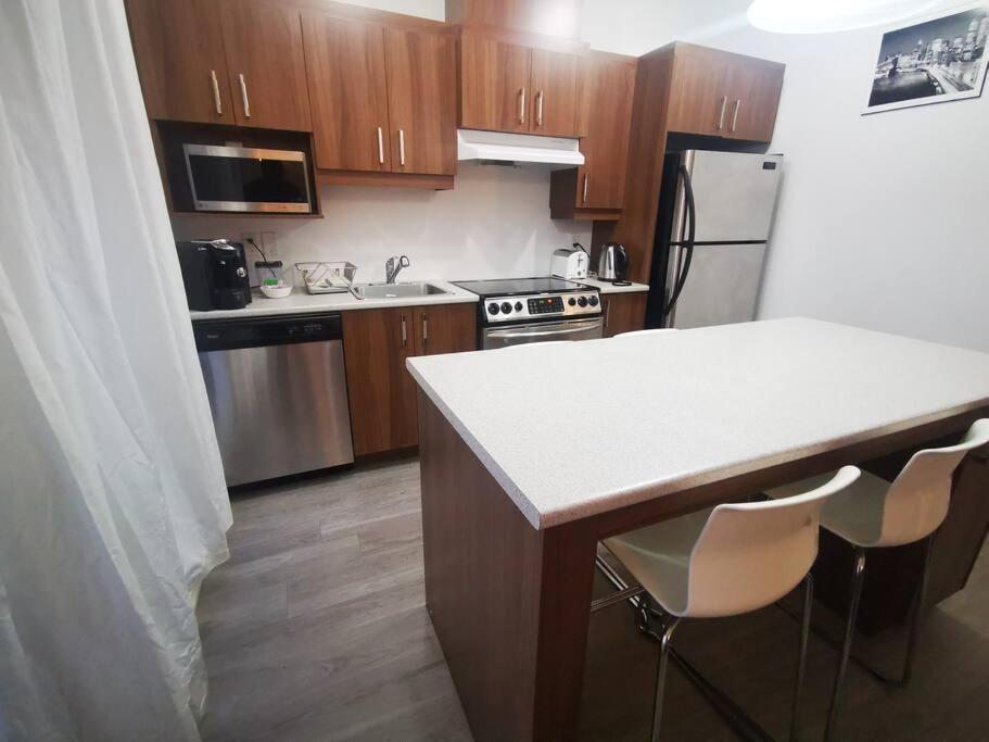 Lovely Studio In Longueuil, Near Downtown Montrealアパートメント エクステリア 写真